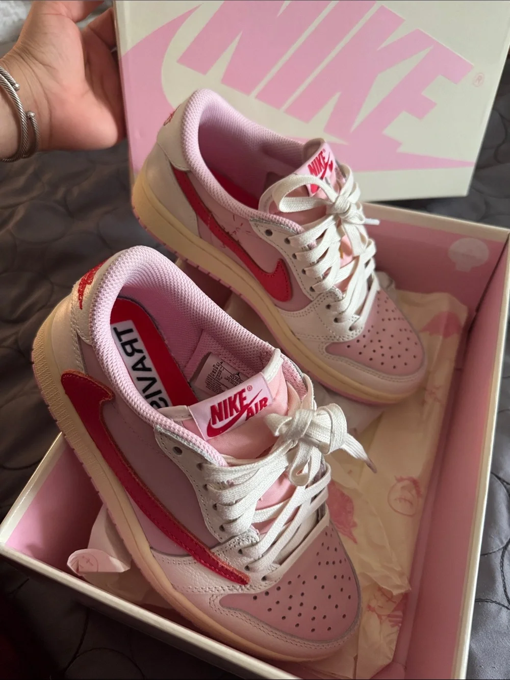Travis Scott x Air Jordan Retro 1 Low OG ‘Sail Tropical Pink’ Size 4
